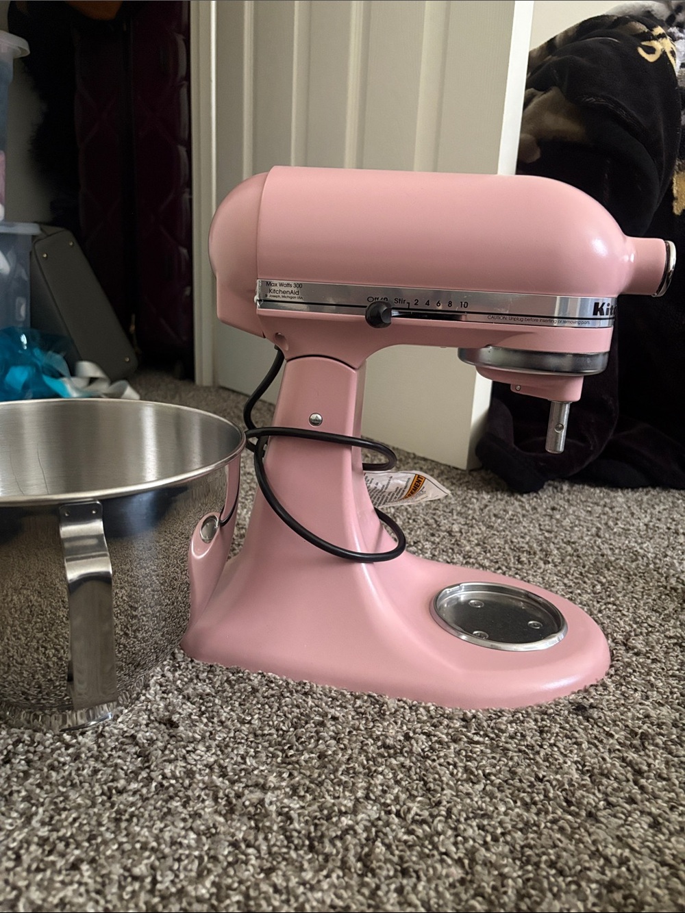 KitchenAid Pink Tilt-Head Stand Mixer with Stainless Bowl